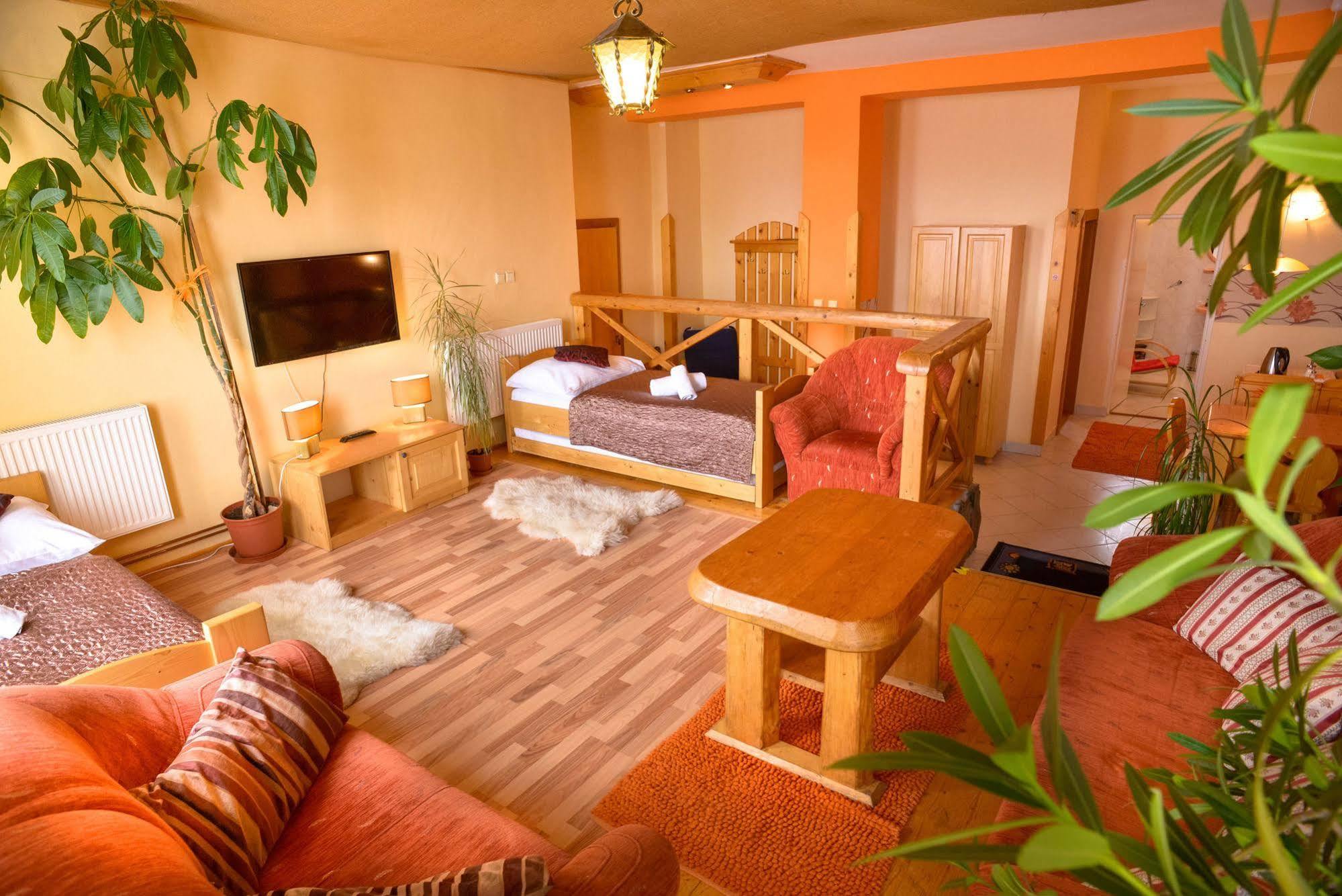 Apartmany Renomal Tatranska Lomnica Exterior photo